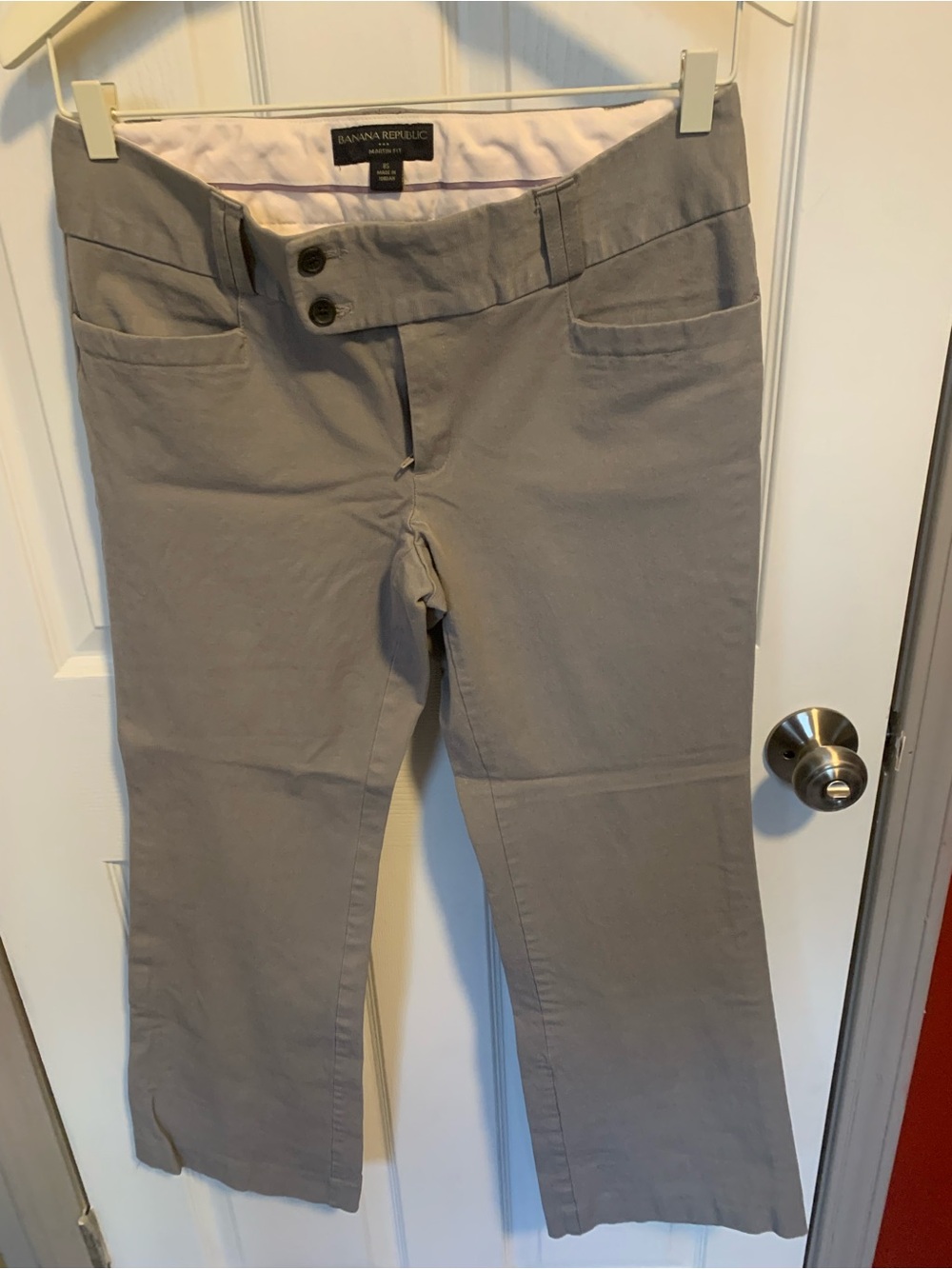 Banana Republic Women's Light Gray Boot-Cut Crop Pants - Martin Fit